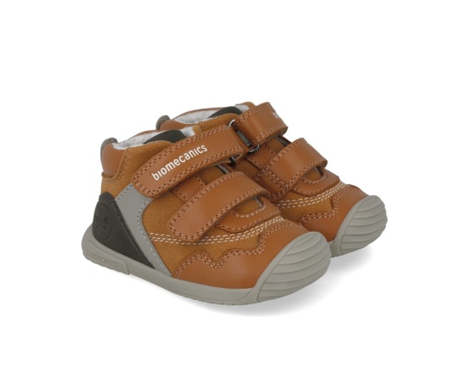 Adidasi primii pasi pentru copii biomecanics 251125-c, maro (marime: 20 (12,2-12,7 cm)) Adidasi primii pasi pentru copii biomecanics 251125-c, maro (marime: 20 (12,2-12,7 cm))