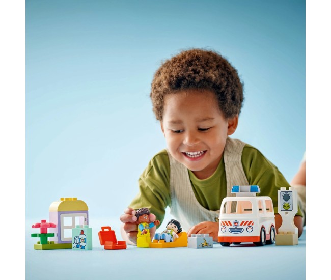 Lego duplo ambulanta si sofer 10447 Lego duplo ambulanta si sofer 10447