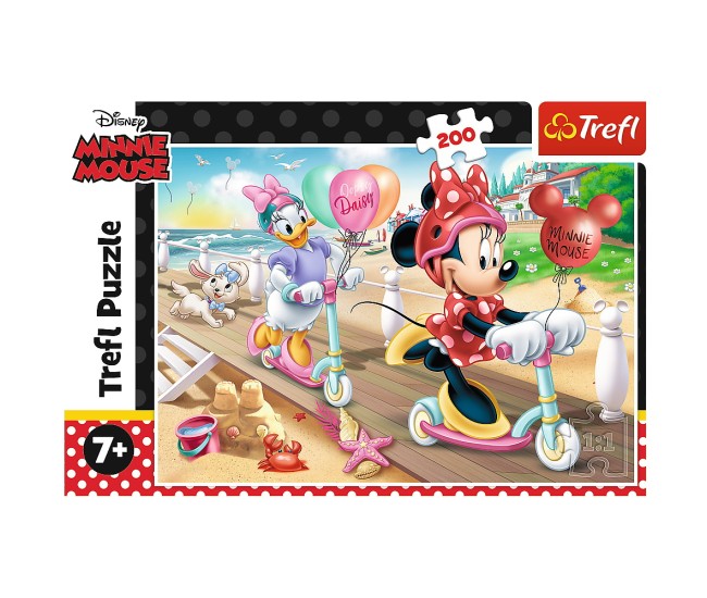 Puzzle trefl 200 minnie distractie la plaja Puzzle trefl 200 minnie distractie la plaja