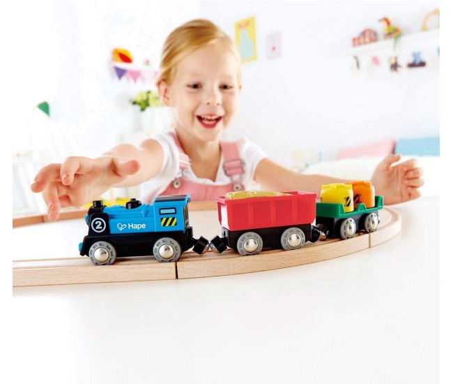 Hape tren marfar cu doua vagoane