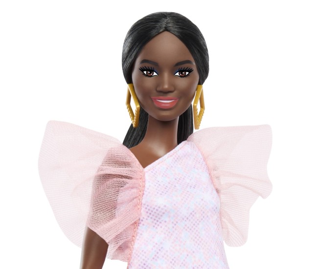 Papusa barbie fashionista afro-americana cu rochie peach Papusa barbie fashionista afro-americana cu rochie peach