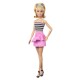 Papusa barbie fashionista blonda cu parul prin in coada si fusta roz Papusa barbie fashionista blonda cu parul prin in coada si fusta roz