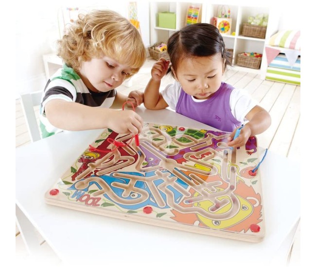 Hape labirint magnetic zoo'm - distractie la dublu Hape labirint magnetic zoo'm - distractie la dublu