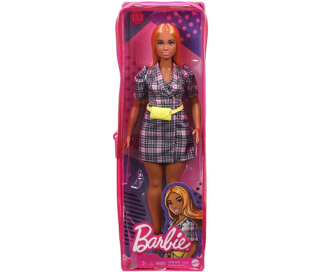 Papusa barbie fashionista cu rochie tip blazer roz in carouri Papusa barbie fashionista cu rochie tip blazer roz in carouri