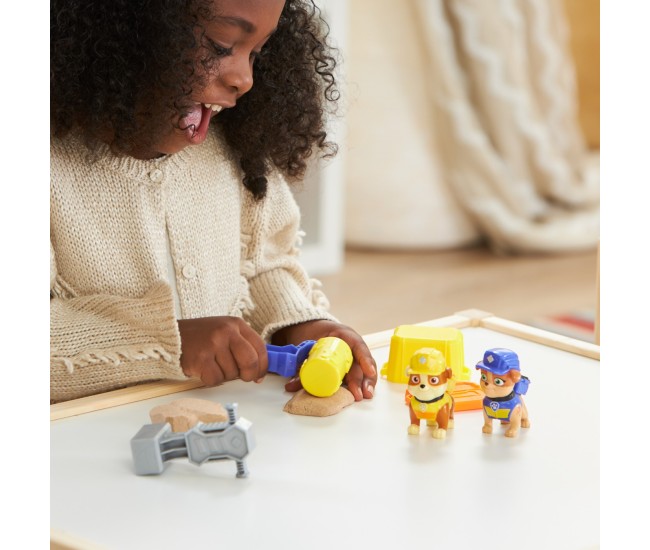 Patrula catelusilor echipa rubble set 2 figurine rubble si mix Patrula catelusilor echipa rubble set 2 figurine rubble si mix