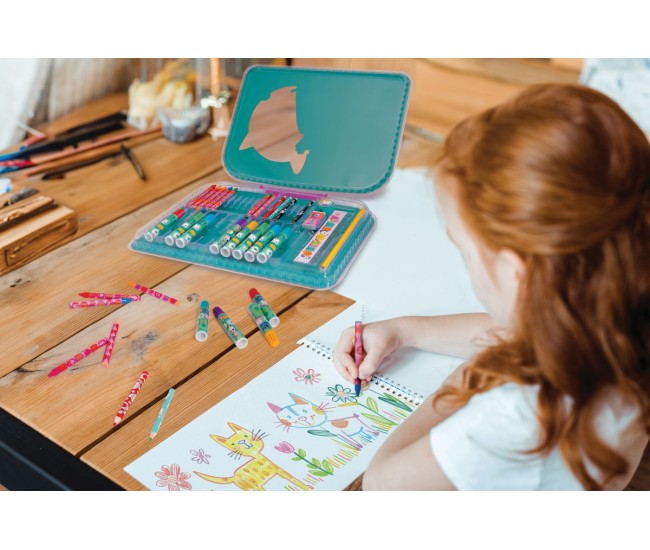 Gentuta pentru desen art case gabby dollhouse Gentuta pentru desen art case gabby dollhouse