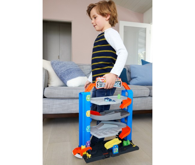 Hot wheels garajul cu cascadorii Hot wheels garajul cu cascadorii