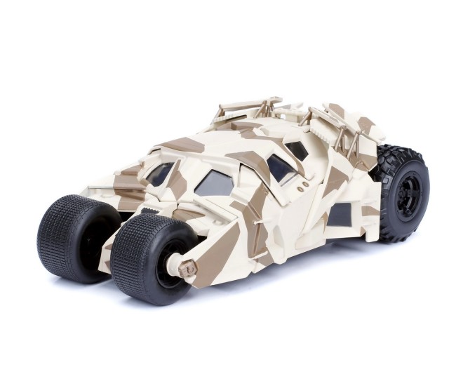 Batmobilul cu figurina si camuflaj Batmobilul cu figurina si camuflaj