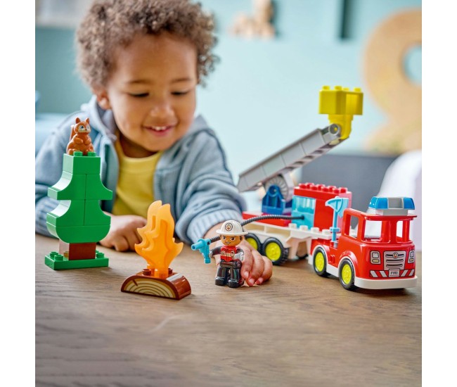 Lego duplo camion de pompieri cu furtun si pompier 10473