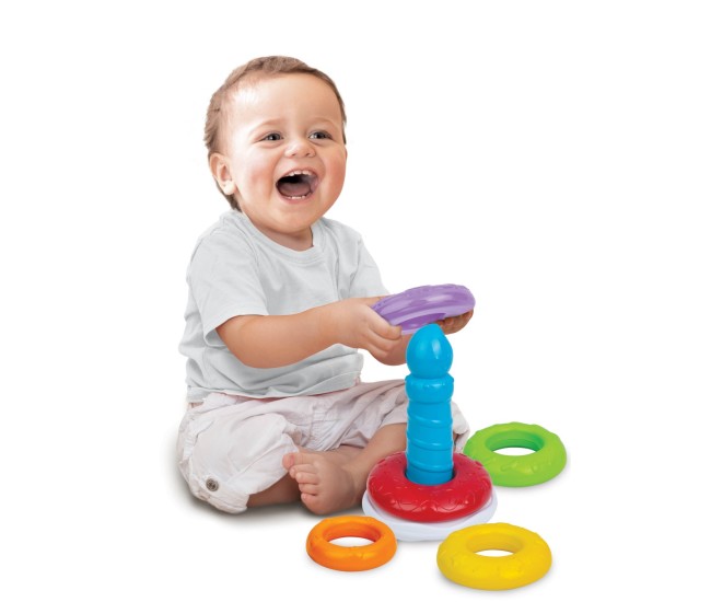 Winfun turn cu cercuri colorate in forma de tort Winfun turn cu cercuri colorate in forma de tort