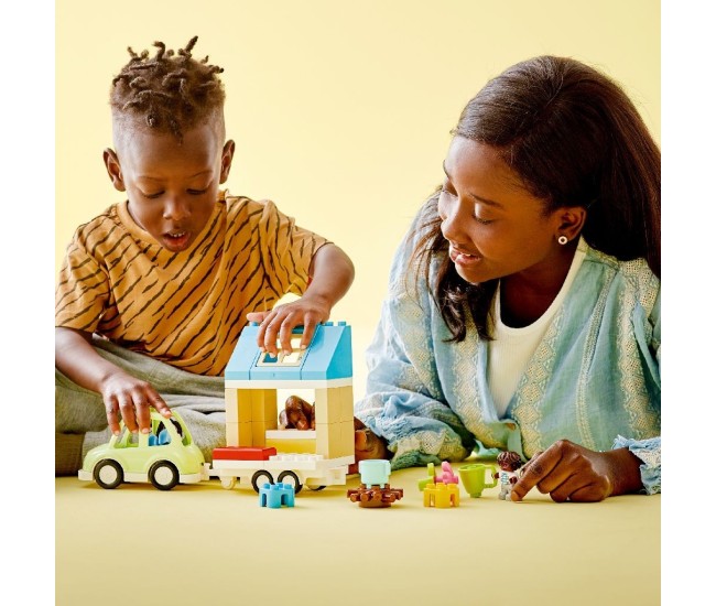Lego duplo casa pe roti a familiei 10986