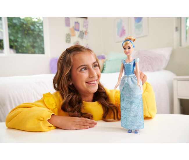 Disney princess papusa printesa cenusareasa Disney princess papusa printesa cenusareasa