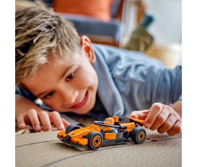 Lego city pilot f1 cu masina de curse mclaren 60442 Lego city pilot f1 cu masina de curse mclaren 60442