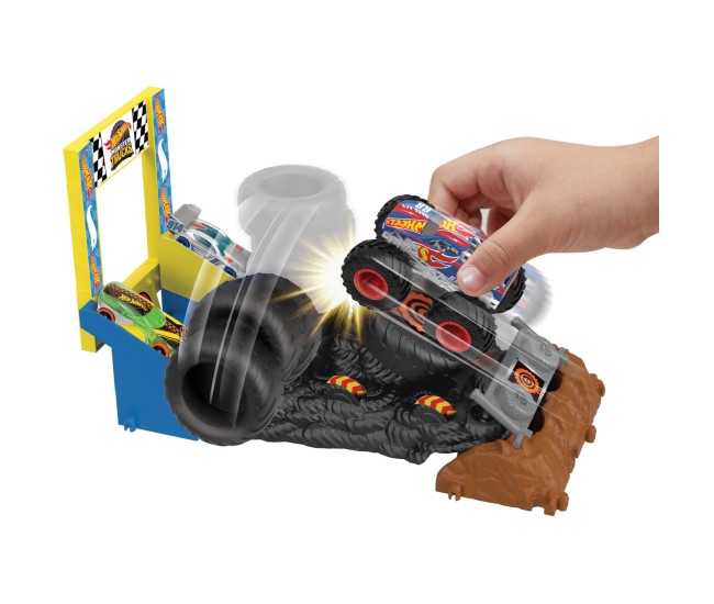 Hot wheels monster trucks entry challenge arena smashers provocarea smash race Hot wheels monster trucks entry challenge arena smashers provocarea smash race