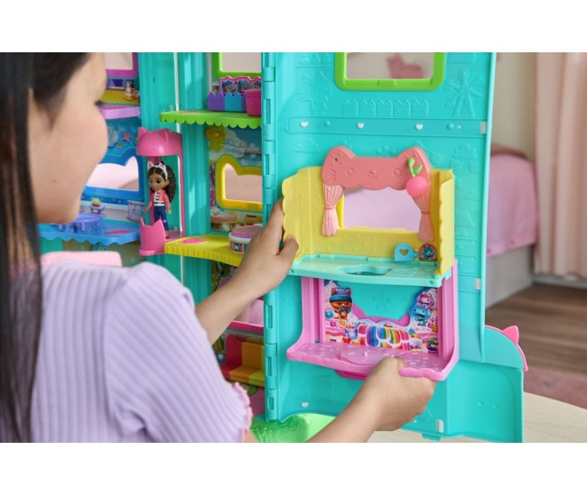 Gabbys dollhouse filmul bucataria magica a lui cakeys cu figurine si accesorii Gabbys dollhouse filmul bucataria magica a lui cakeys cu figurine si accesorii