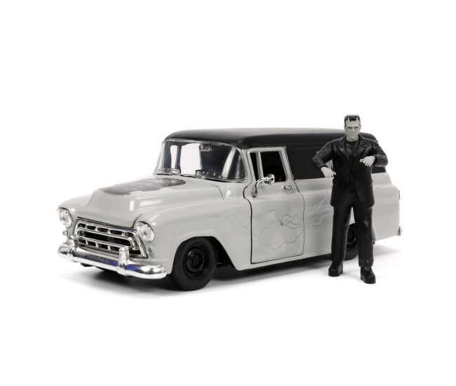 Set masinuta 1957 chevy suburban si figurina frankenstein Set masinuta 1957 chevy suburban si figurina frankenstein