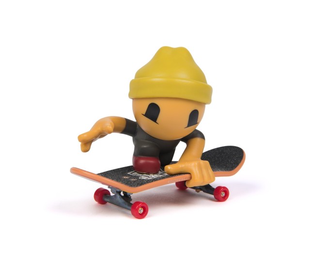 Tech dech sk8 crew pachet placa si figurina 9.6cm casca galbena Tech dech sk8 crew pachet placa si figurina 9.6cm casca galbena