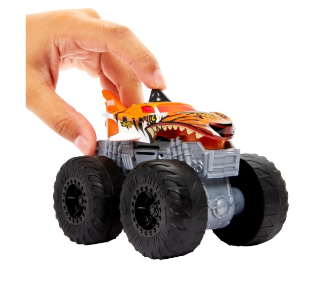 Hot wheels monster truck roarin wreckers tiger shark cu functii si sunete scara 1:43 Hot wheels monster truck roarin wreckers tiger shark cu functii si sunete scara 1:43