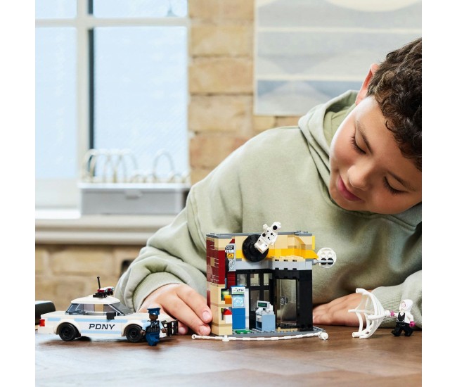 Lego super heroes spider-verse: miles morales vs. spot 76311 Lego super heroes spider-verse: miles morales vs. spot 76311