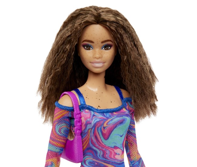 Papusa barbie fashionista satena cu pistrui