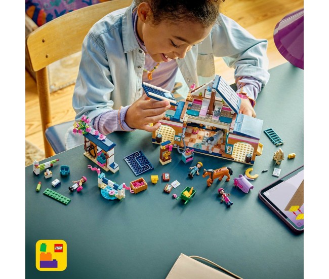Lego friends grajd de cai si academie de echitatie 42688