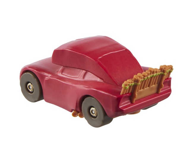 Cars masinuta fulger mcqueen din pestera cu culori schimbatoare Cars masinuta fulger mcqueen din pestera cu culori schimbatoare