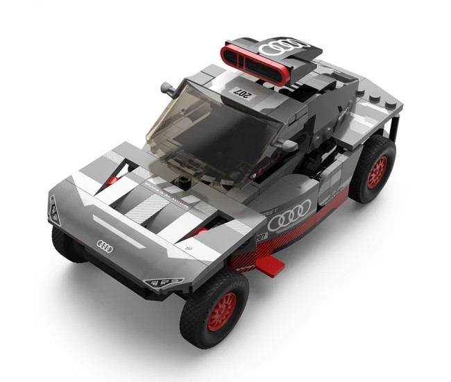 Masinuta construibila audi rs q e tron scara 1 la 30