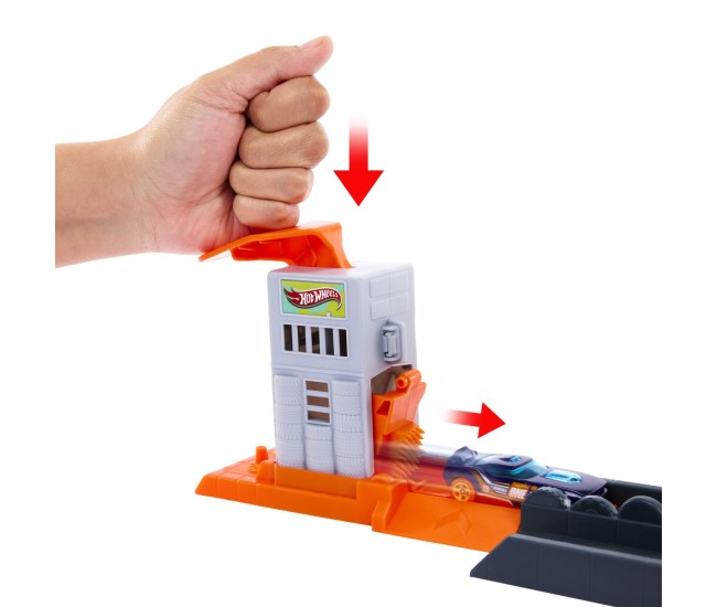 Hot wheels city pista inamicilor atacul gorilei