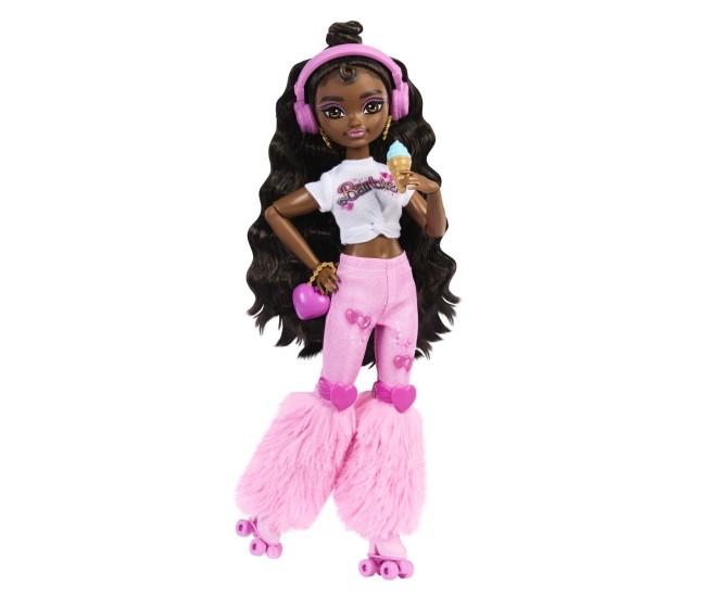 Barbie dream besties papusa barbie brooklyn petrecere pe role Barbie dream besties papusa barbie brooklyn petrecere pe role