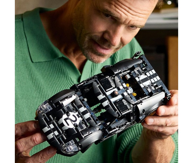 Lego technic masina de curse 1966 ford gt40 mkii 42223