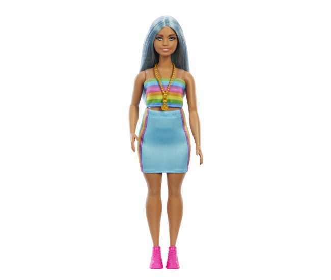 Papusa barbie fashionista cu par albastru platinat si top sport Papusa barbie fashionista cu par albastru platinat si top sport
