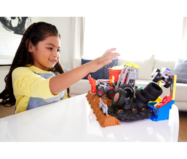 Hot wheels monster trucks entry challenge arena smashers provocarea tire press Hot wheels monster trucks entry challenge arena smashers provocarea tire press