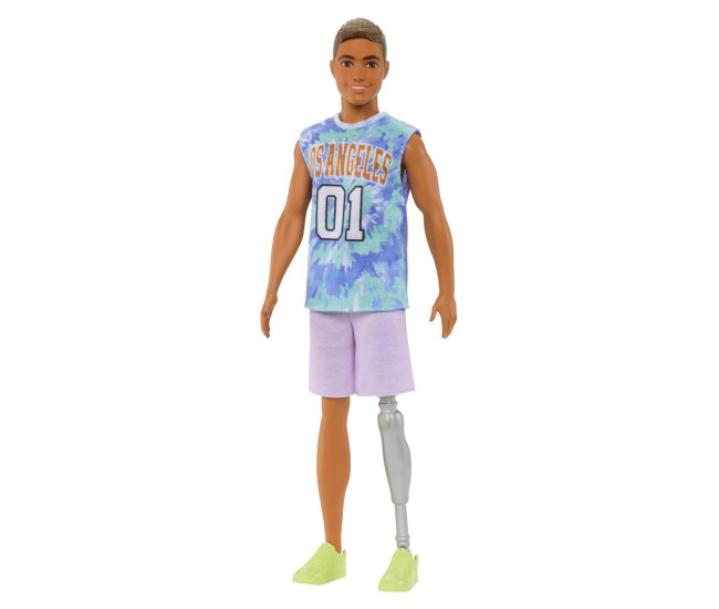 Barbie papusa baiat fashionistas saten cu un picior cu proteza Barbie papusa baiat fashionistas saten cu un picior cu proteza