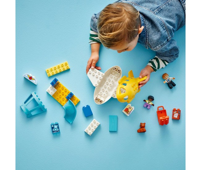 Lego duplo prima oara la aeroport 10443 Lego duplo prima oara la aeroport 10443