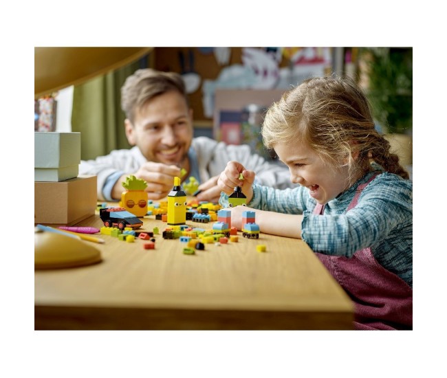 Lego classic distractie creativa cu neoane 11027 Lego classic distractie creativa cu neoane 11027