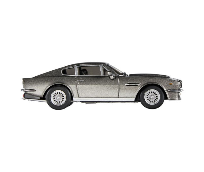 Hot wheels premium real riders masinuta metalica aston martin v8 vantage 1985 scara 1 la 43 Hot wheels premium real riders masinuta metalica aston martin v8 vantage 1985 scara 1 la 43