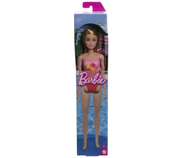 Papusa barbie blonda cu costum de baie roz la piscina Papusa barbie blonda cu costum de baie roz la piscina