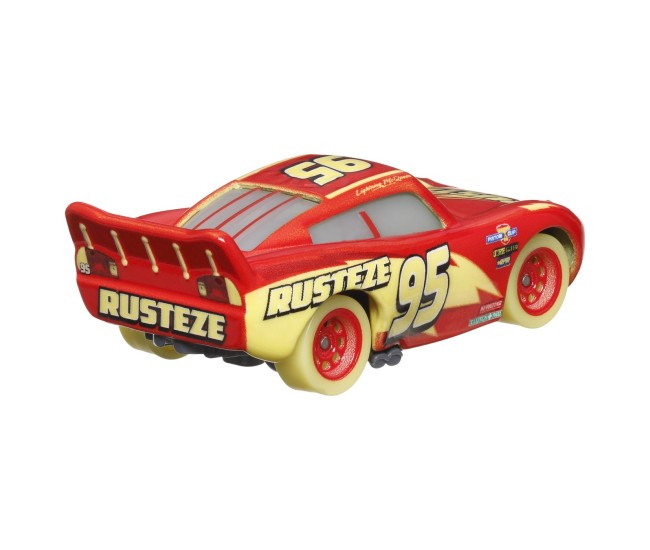 Cars glow racers masinuta metalica fulger mcqueen 1:55 Cars glow racers masinuta metalica fulger mcqueen 1:55