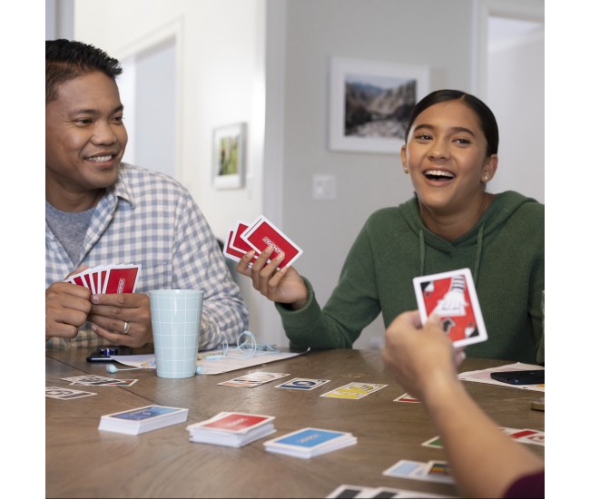 Monopoly bid jocul de carti - in limba romana Monopoly bid jocul de carti - in limba romana