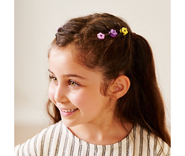 Steffi love papusa steffi flower hair Steffi love papusa steffi flower hair