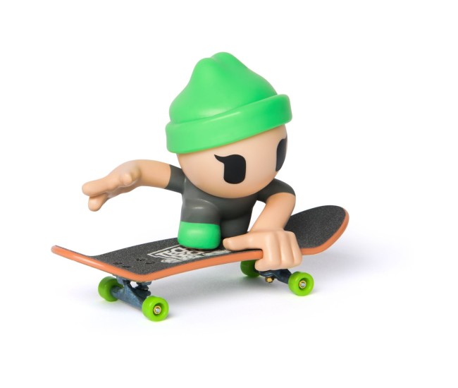 Tech dech sk8 crew pachet placa si figurina 9.6cm sapca verde Tech dech sk8 crew pachet placa si figurina 9.6cm sapca verde