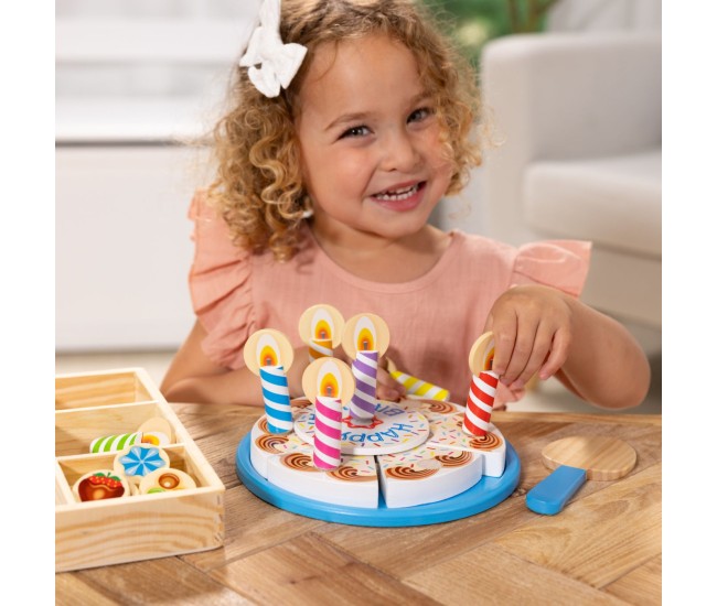 Melissa and doug set de joaca din lemn tort aniversar Melissa and doug set de joaca din lemn tort aniversar