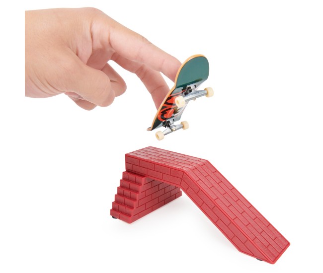 Tech deck pachet cu obstacol fingerboard gonzales Tech deck pachet cu obstacol fingerboard gonzales