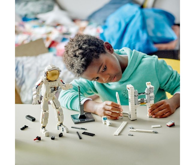Lego creator 3in1 astronaut 31152 Lego creator 3in1 astronaut 31152