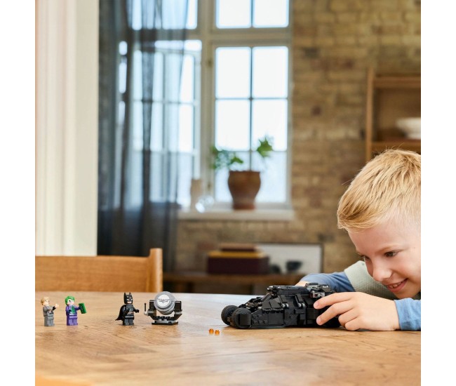 Lego super heroes batman tumbler vs. two-face si joker 76303 Lego super heroes batman tumbler vs. two-face si joker 76303