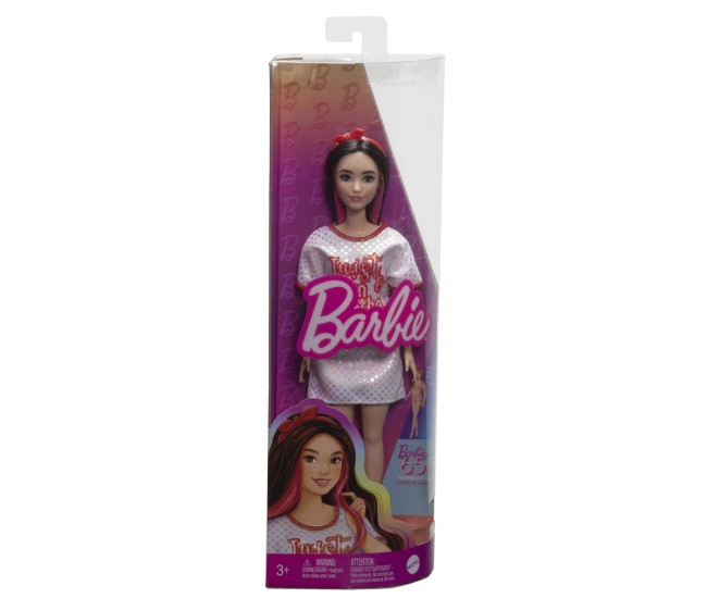 Papusa barbie fashionista bruneta cu rochita sport Papusa barbie fashionista bruneta cu rochita sport