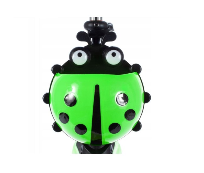 Trotineta malplay buburuza tip scooter cu 3 roti verde Trotineta malplay buburuza tip scooter cu 3 roti verde