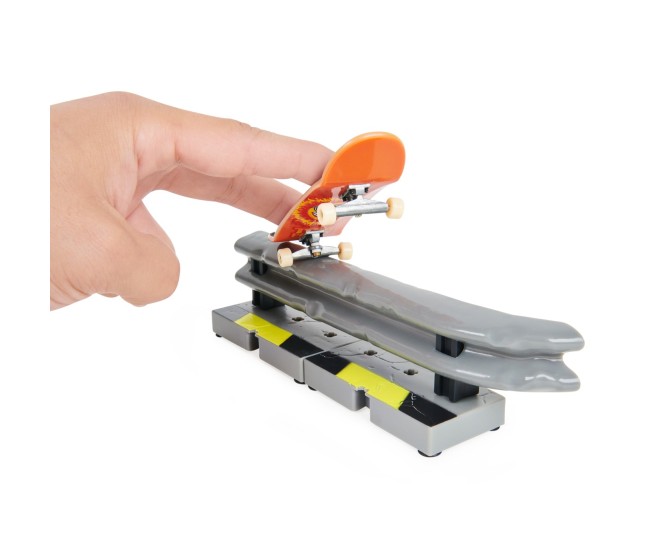 Tech deck pachet cu obstacol fingerboard lucas Tech deck pachet cu obstacol fingerboard lucas