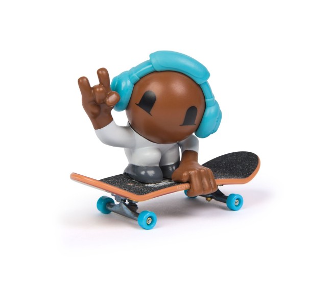 Tech dech sk8 crew pachet placa si figurina 9.6cm casti albastre Tech dech sk8 crew pachet placa si figurina 9.6cm casti albastre