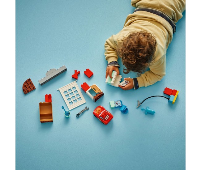 Lego duplo vizita lui mcqueen la garajul lui doc 10456 Lego duplo vizita lui mcqueen la garajul lui doc 10456